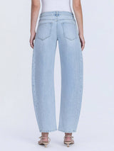 HIGH RISE LIGHT WASH SEAM DETAIL CROP BARREL JEANS