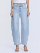 HIGH RISE LIGHT WASH SEAM DETAIL CROP BARREL JEANS T7280: GODLIKE / 25