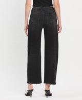 SUPER HIGH RISE BLACK PANEL BARREL JEANS T6589: INSTANT / 24