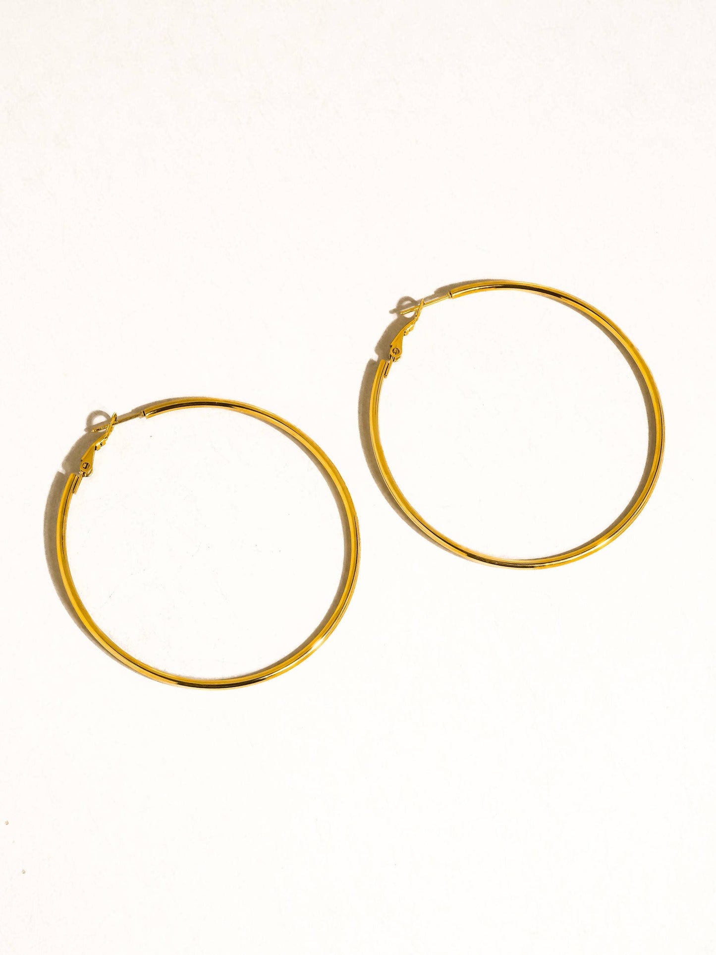 Eska 18K Gold Non-Tarnish Classic Thin Hoop Earring: Silver / 40 MM