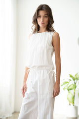 SHIRRED NECK DETAILED DOUBLE-TIE TOP: White / Contemporary / L