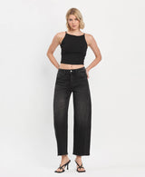 SUPER HIGH RISE BLACK PANEL BARREL JEANS T6589: INSTANT / 24