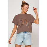 TWO TIGERS GRAPHIC CROP TOP: PEPPER / L
