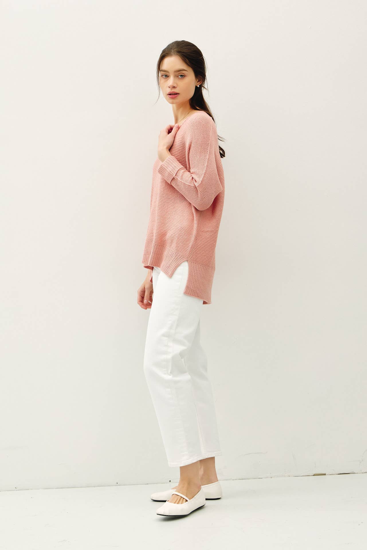 V-NECK Sweater