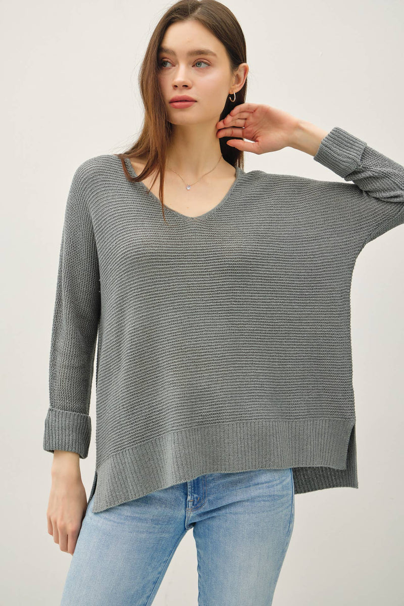 V-NECK Sweater