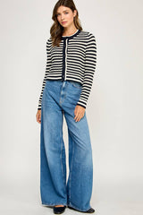 TEXTURED STRIPED BUTTON-FRONT CARDIGAN: Off White/Navy / L