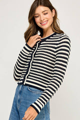 TEXTURED STRIPED BUTTON-FRONT CARDIGAN: Off White/Navy / L