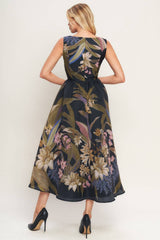 A printed woven midi dress - ID23111: Black / Contemporary / L