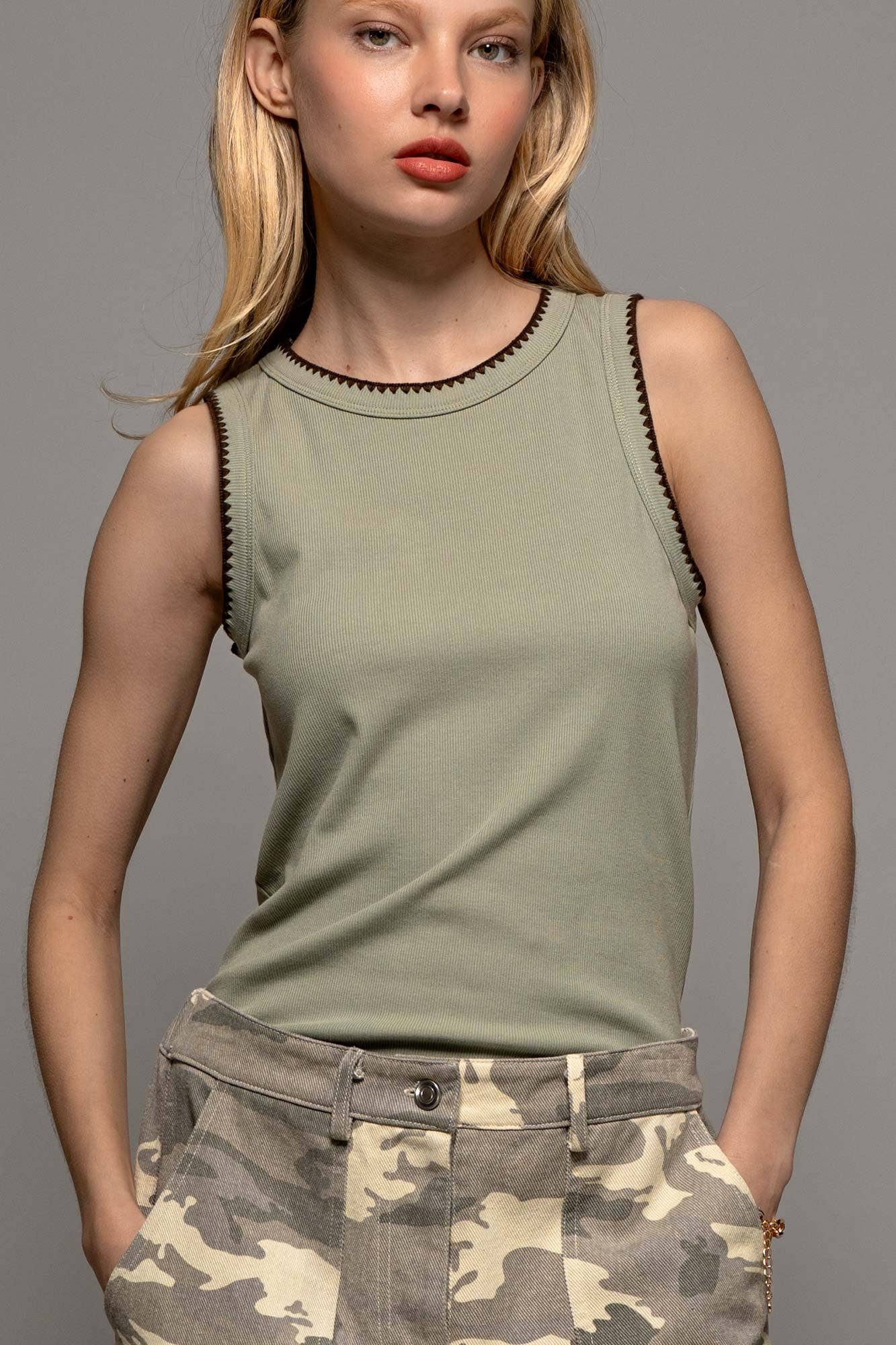 Contrast Trim Ribbed  Tank Top