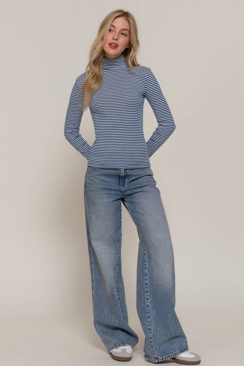 Stripe Long Sleeve Turtle Neck