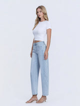HIGH RISE LIGHT WASH SEAM DETAIL CROP BARREL JEANS T7280: GODLIKE / 24