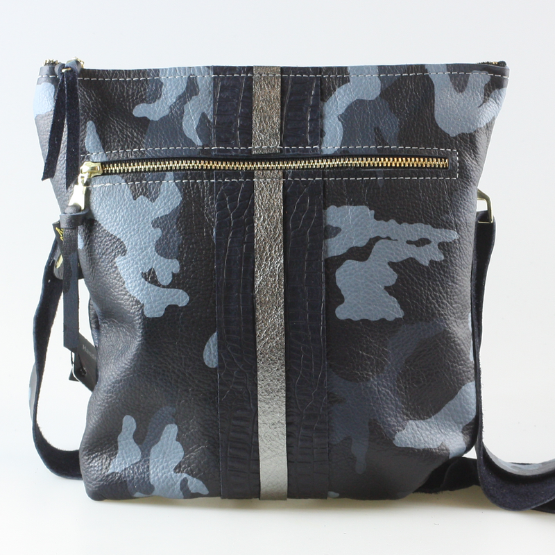 The Stripe Lakeshore - 2 sizes!: Mocha w/Layered Stripe: Rattle-Pewter / 9"x9.5" / Matching Leather Strap